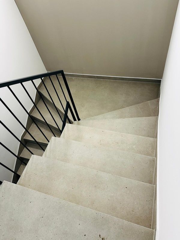 Oblaganje stepeništa keramičkim pločicama - postavljanje pločica na stepenište Zagreb